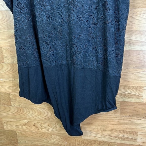 Torrid Size 4 Surplice Strappy Bodysuit in Lace Black - Picture 13 of 13